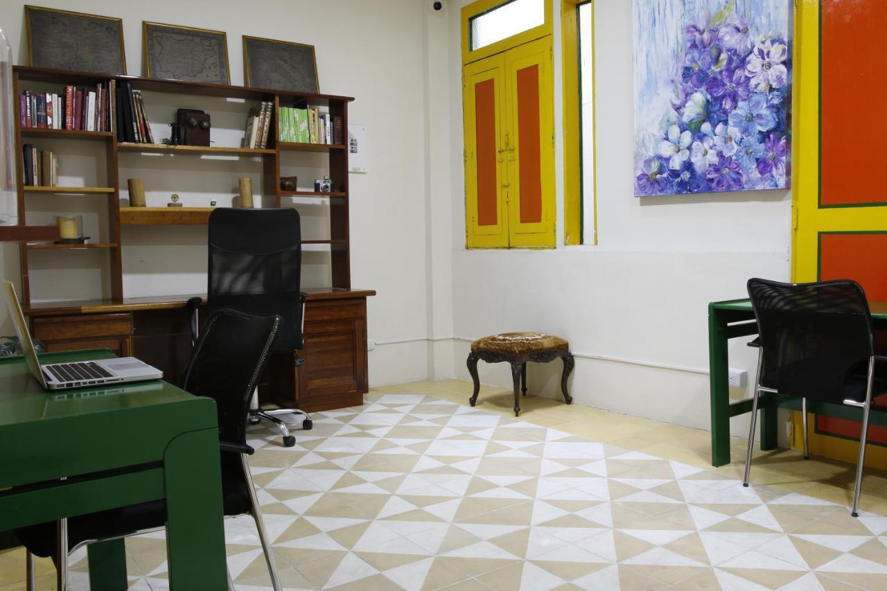 Hostal Golden Frog